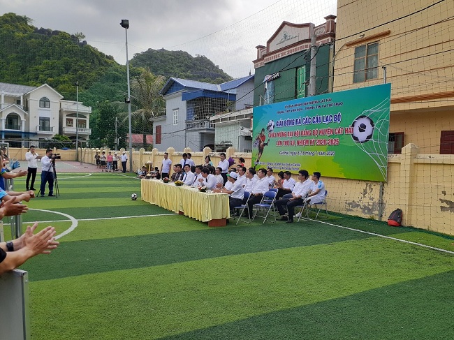 Giải bóng đá các câu lạc bộ chào mừng đại hội Đảng Bộ huyện Cát Hải lần thứ XII, nhiệm kỳ 2020-2025